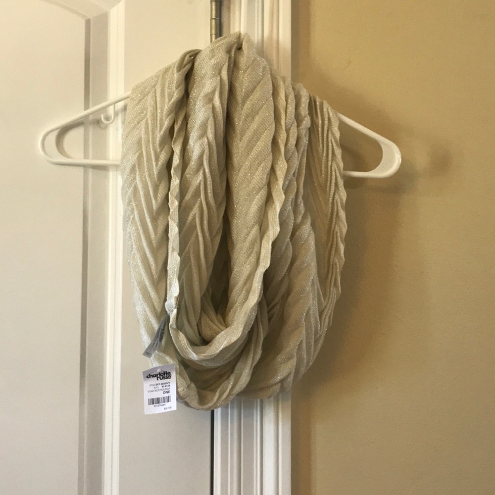 NWT Charlotte Russe Scarf - Picture 1 of 6